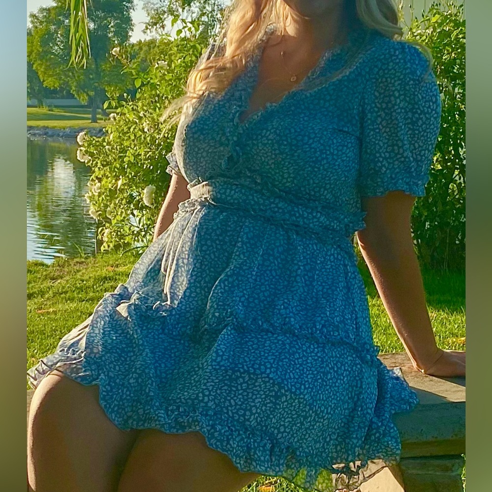 Summer Dress Short Sleeve Ruffle Layer Backless